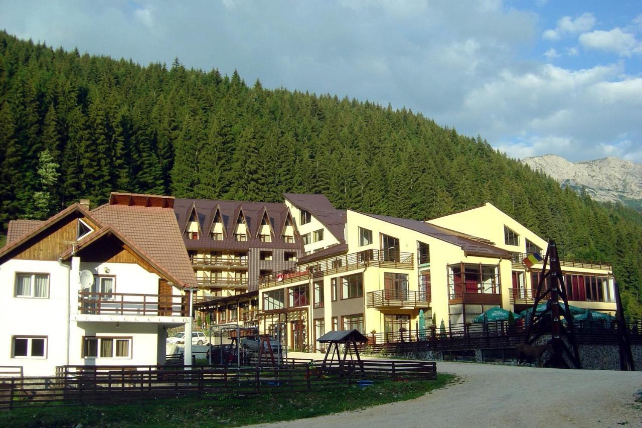 Mistral Resort Moeciu De Sus Εξωτερικό φωτογραφία